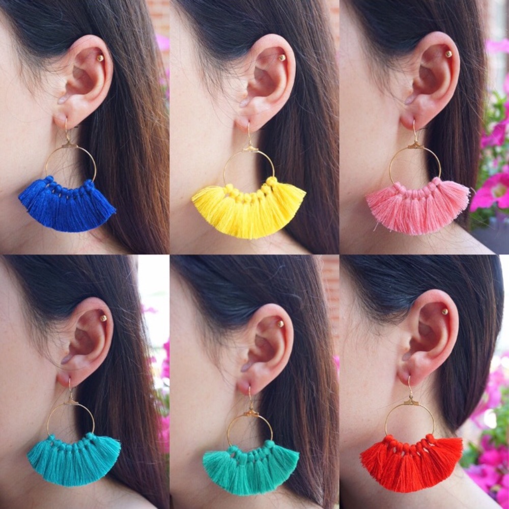 🆕 LIGHT BLUE TASSEL CIRCLE EARRINGS - Picture 5 of 5